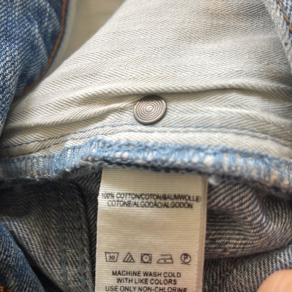 Free People Buttoned Fly Cut Off Light Wash Jean Shorts. Size W30. P/A1723 - Picture 6 of 6